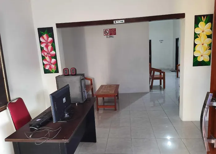 999 Khs Bed & Breakfast Gilimanuk