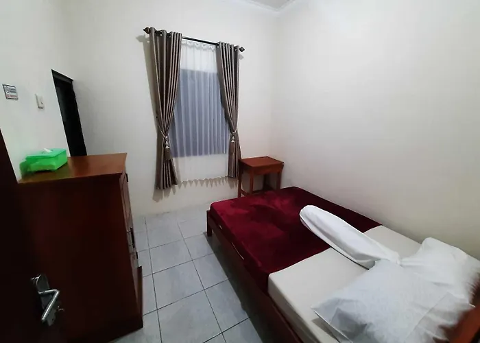 Bed & Breakfast 999 Khs *